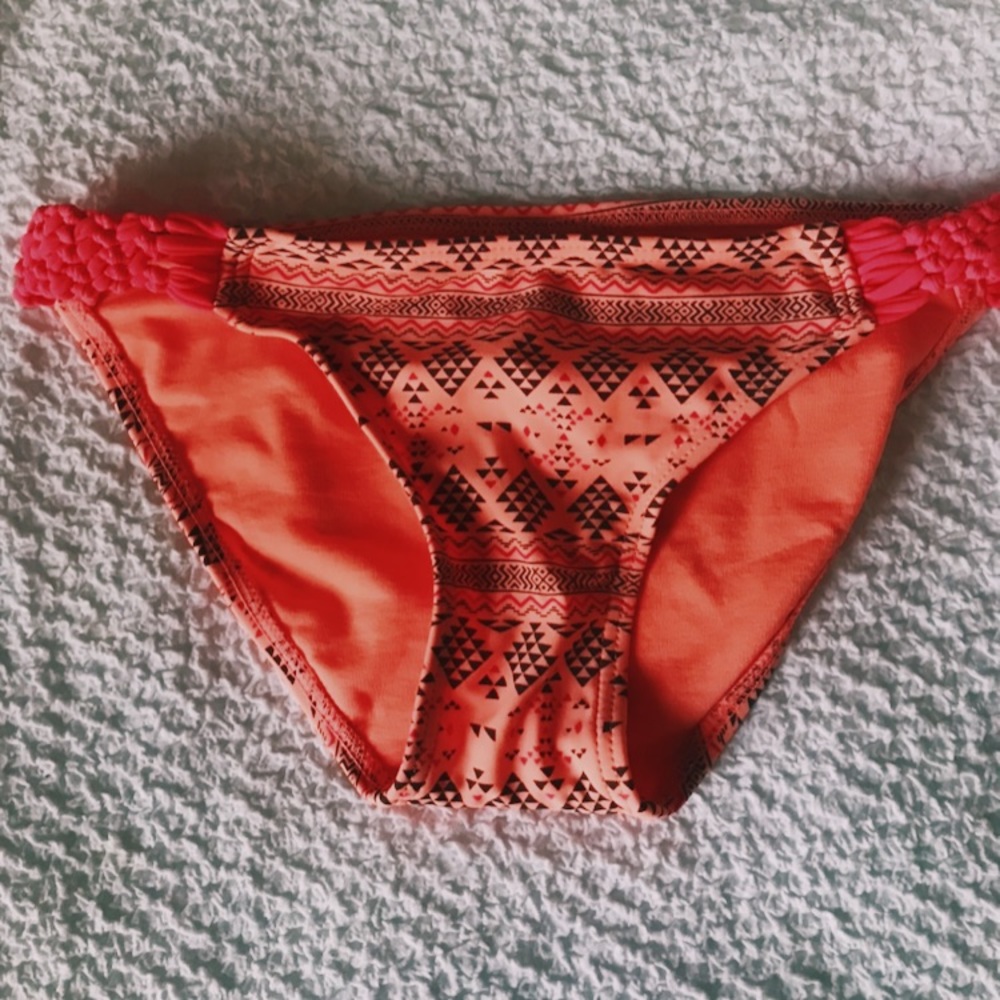 coral aztec bottoms!!